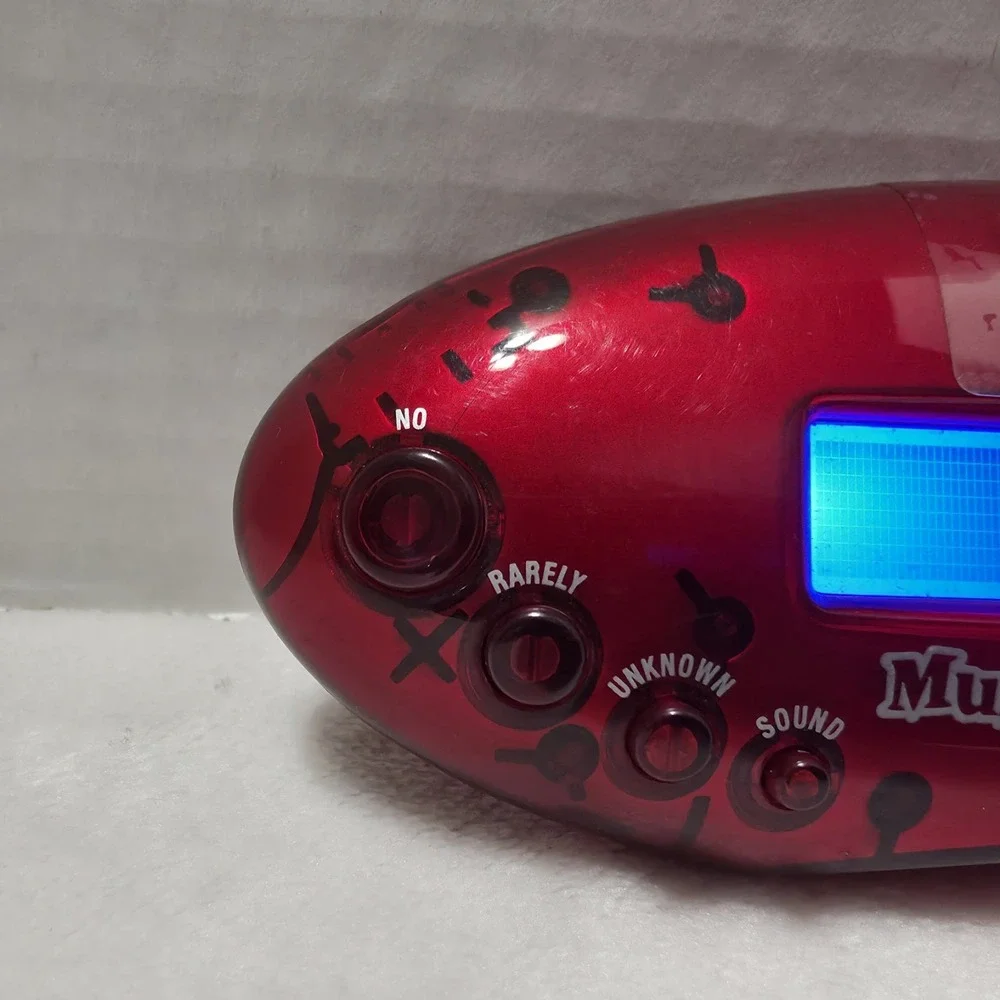 2006 Radica 20Q Music And Sports Handheld Electronic Game‎ Works